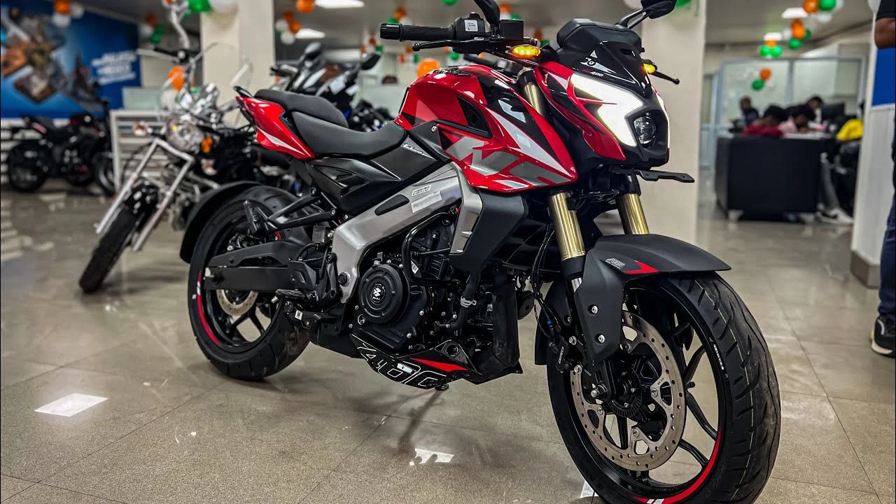 Bajaj Pulsar RS400Z 400cc sports bike in racing red color